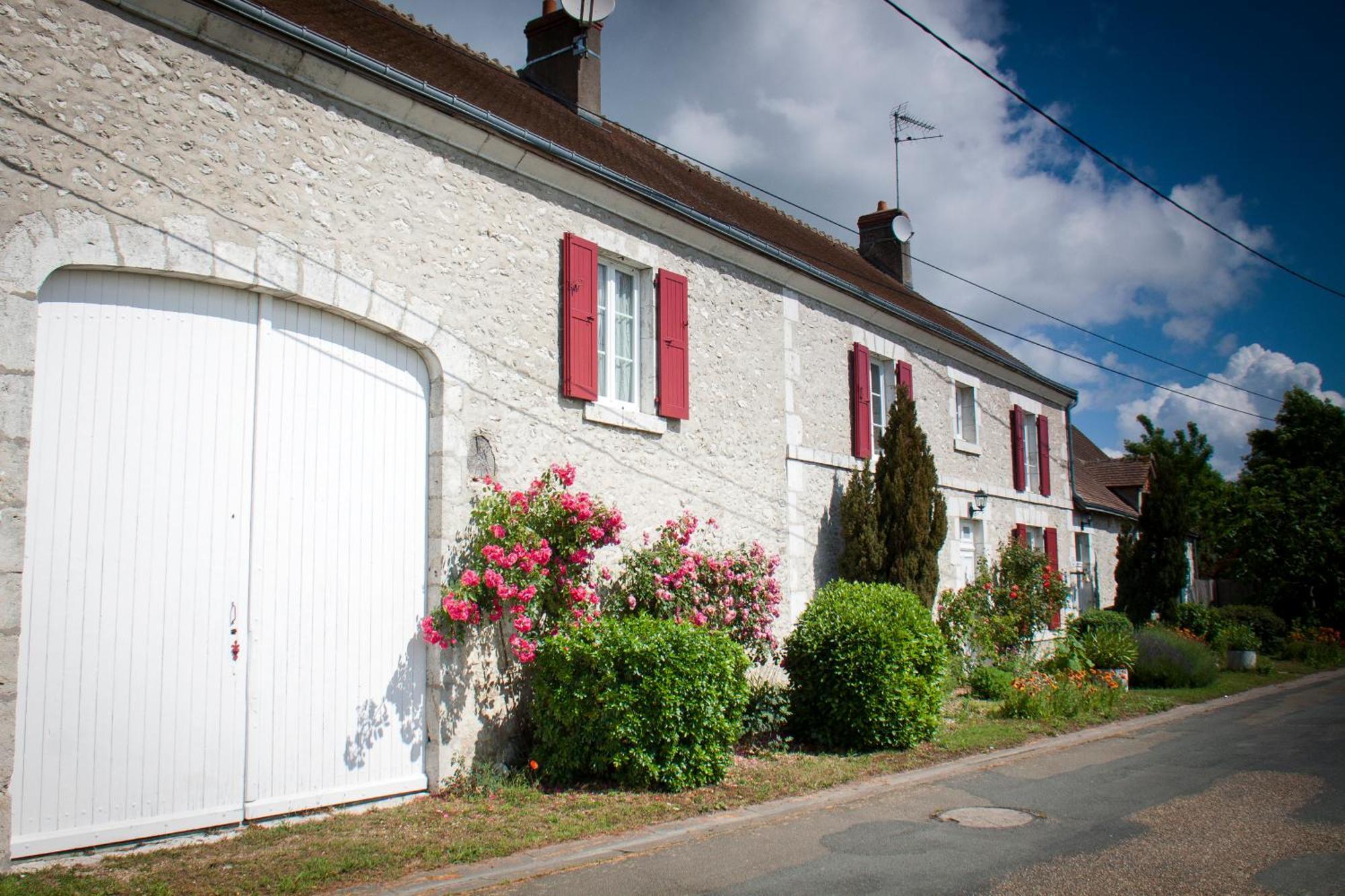 Le Clos De La Vigneronne Messas Экстерьер фото