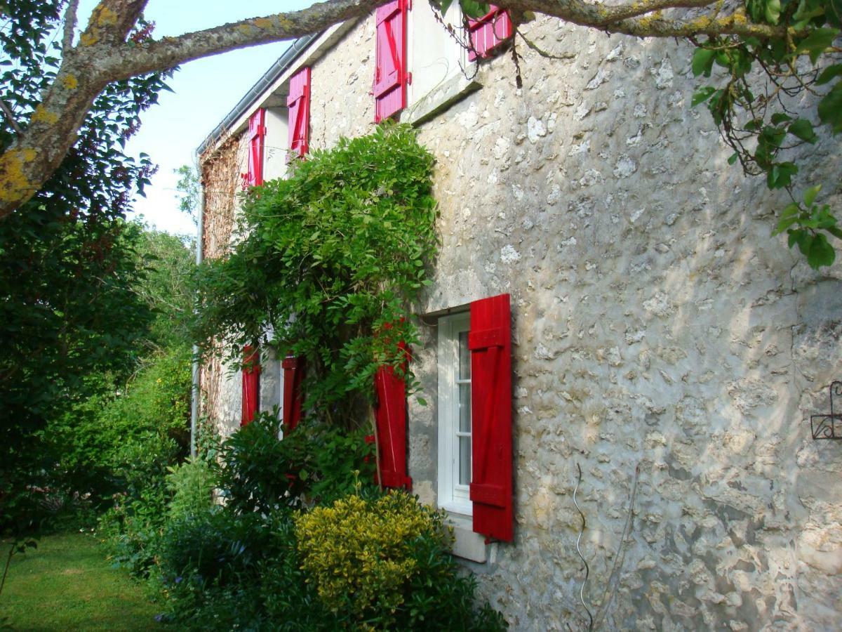 Le Clos De La Vigneronne Messas Экстерьер фото